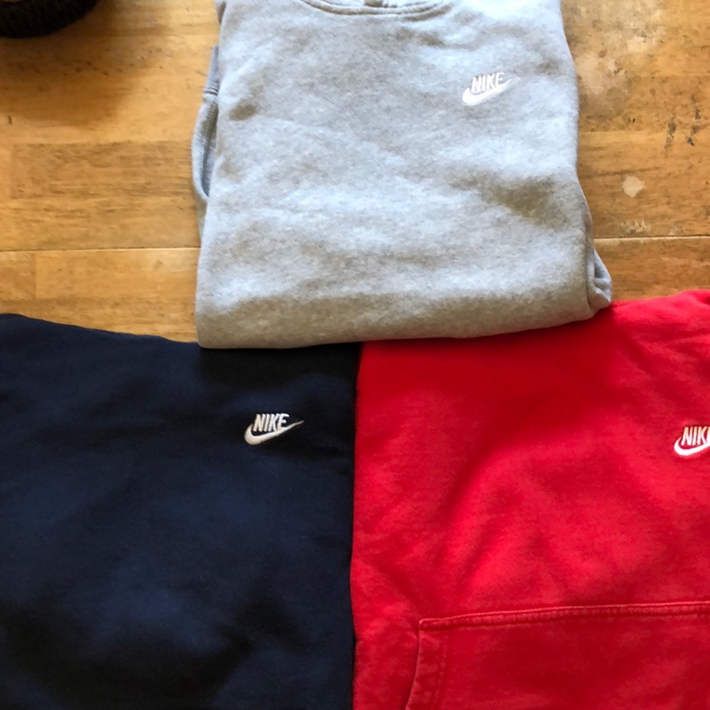 Men’s Nike Hoodie Sweatshirts- size small